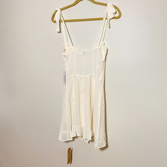 🥳🥳SALE🥳🥳Reformation Christine Dress in Ivory - Picture 10 of 12